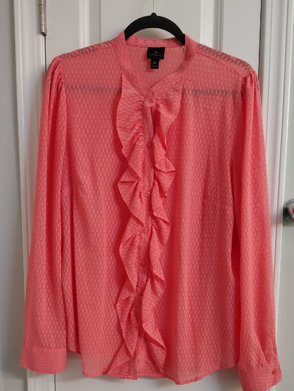 W by Worthington XL Coral Pink Ruffle Front Blouse Long Sleeve EUC